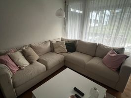 Gemütliches Ecksofa in Beige