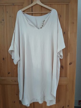 1 tunique neuve dames