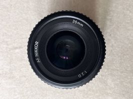 AF NIKKOR 35mm 1:2 D Objektiv guter Zustand
