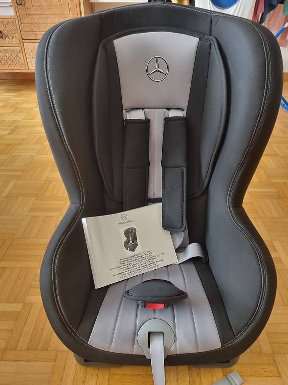 Seggiolini per auto: Kindersitz Duo plus von Mercedes-Benz – Usato da Kloten venduto da steffim1980