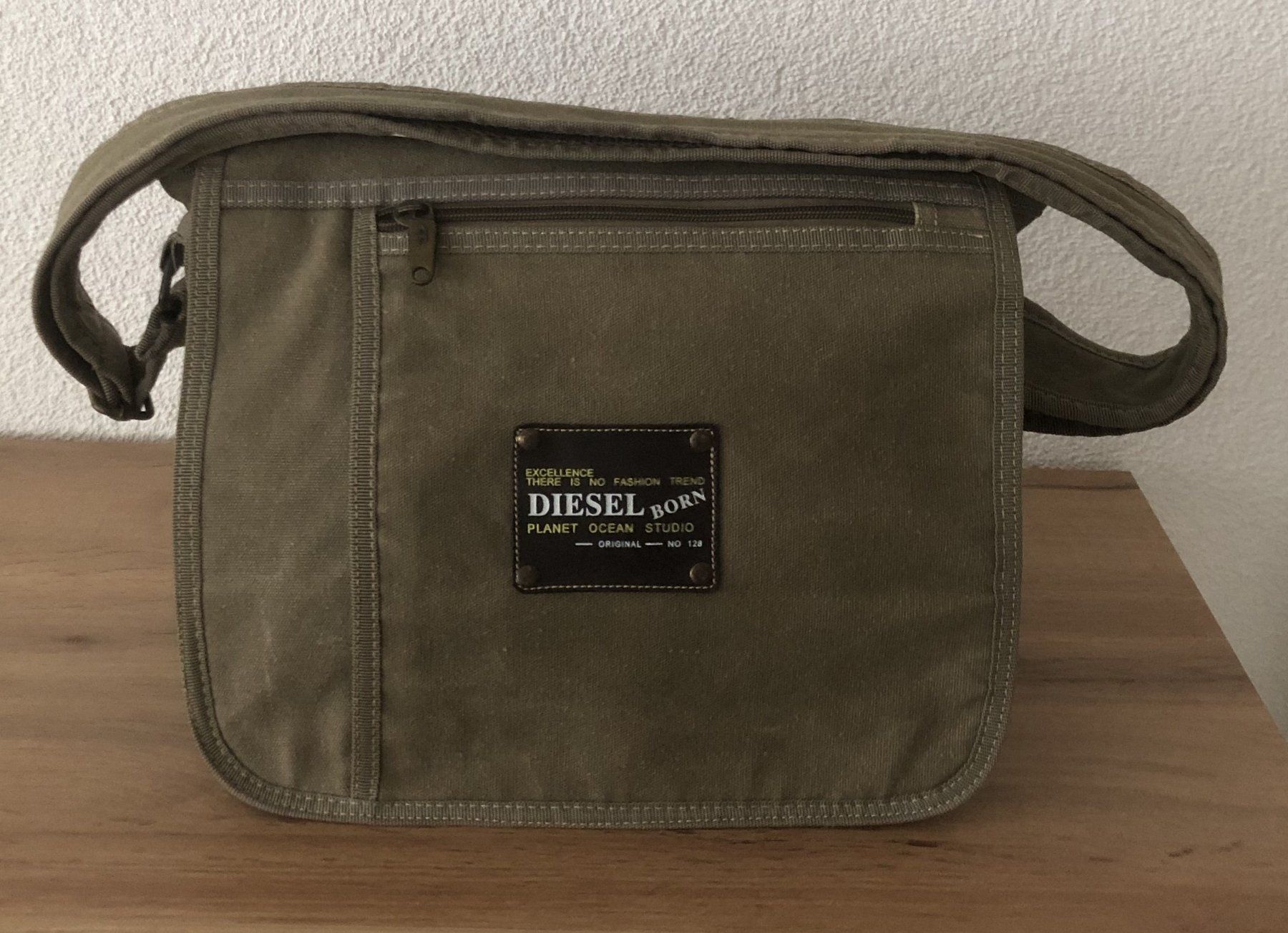 Diesel Borse: Diesel Tasche Original No 128 – Usato da Winterthur venduto da Fsilver