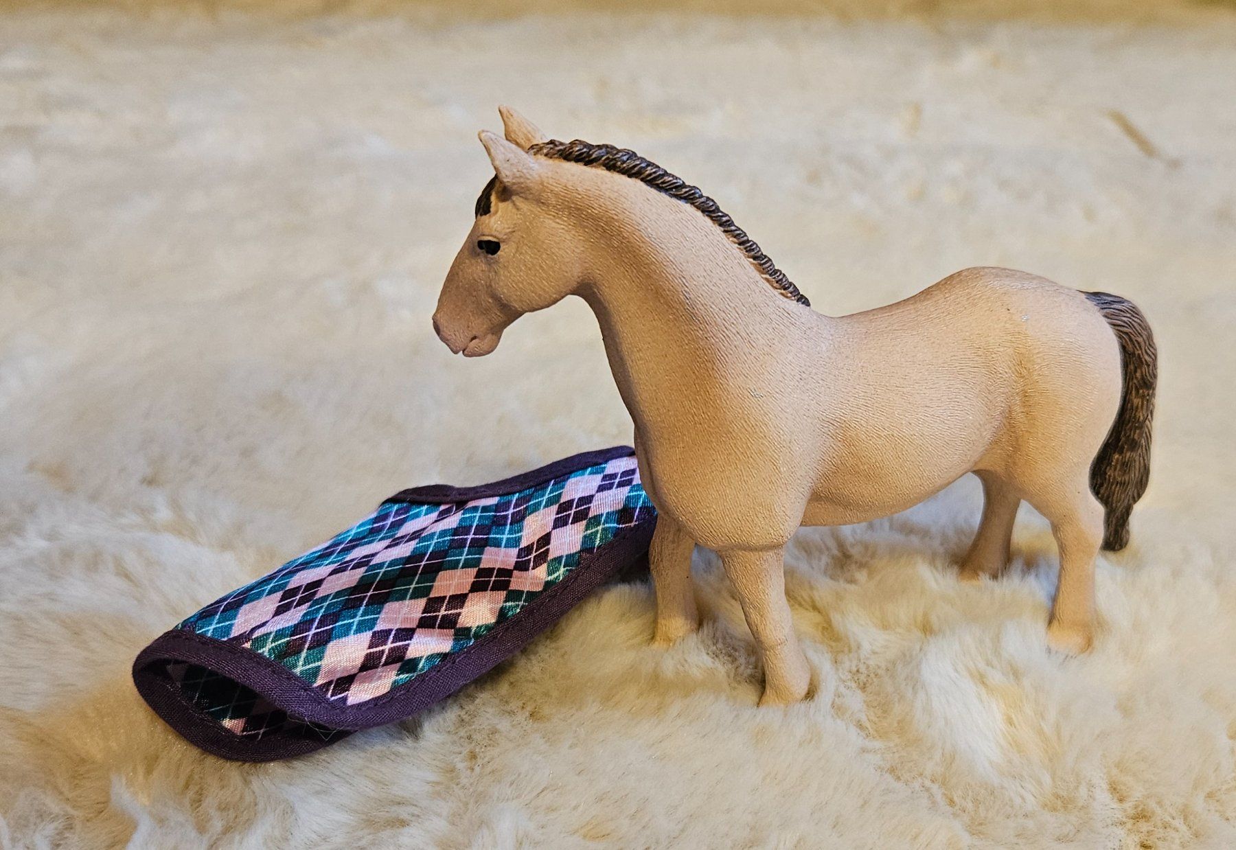 Schleich Spielzeuge: Schleich Stute mit Decke – Gebraucht aus Muolen von xania82 1