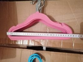Lot de 12 cintre roses en velours 30 cm (vetement enfant OK)