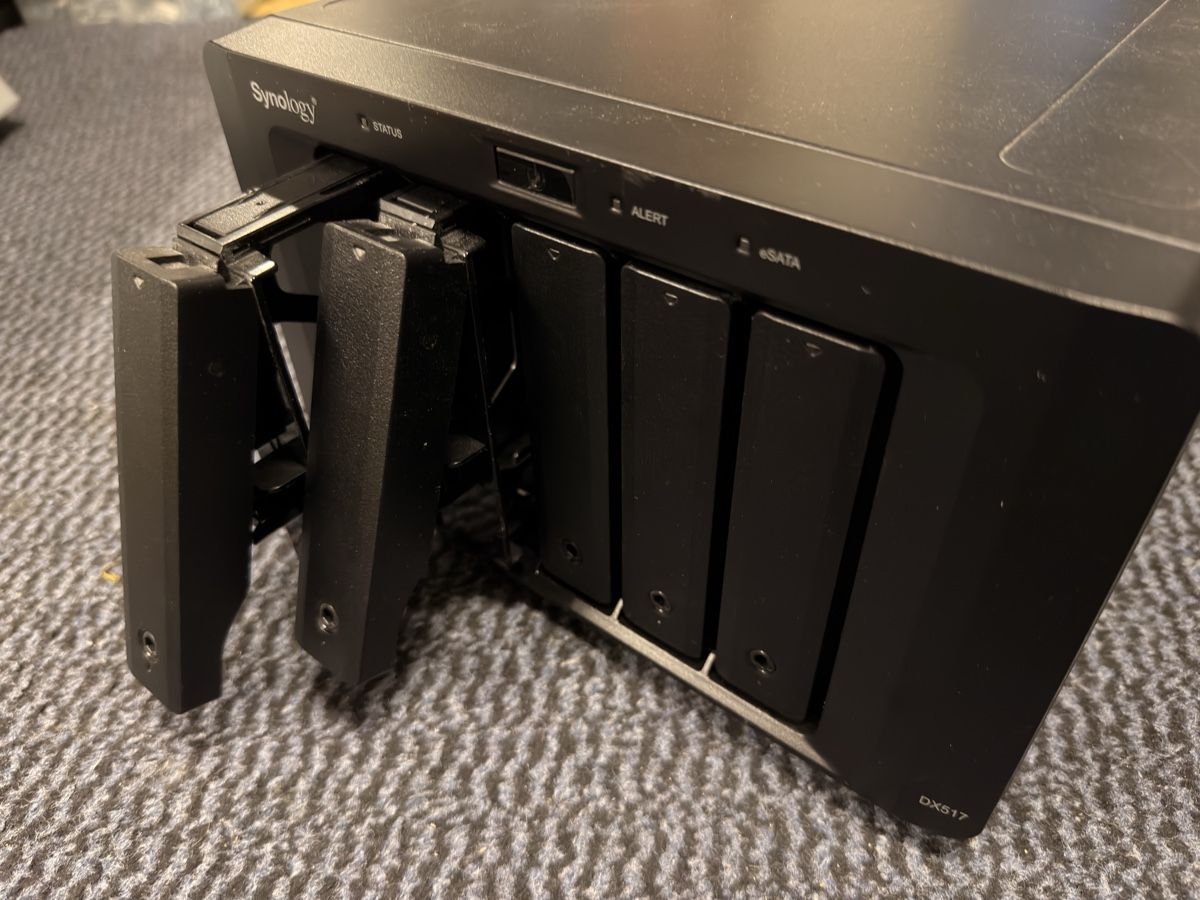Synology Serveurs: Synology DX517 – D'occasion à Heerbrugg par predch