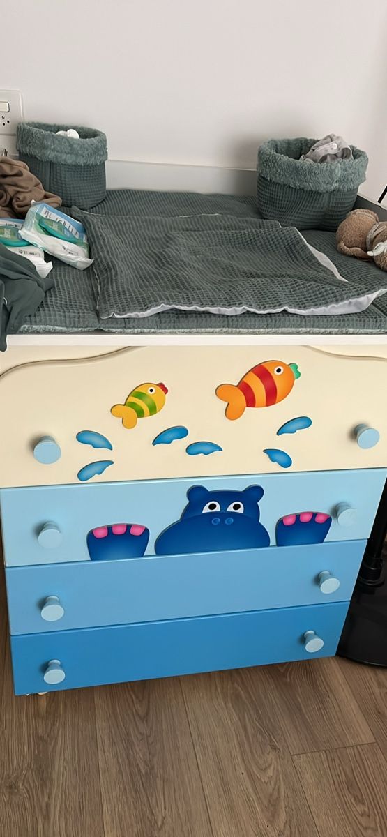 Tables à langer & accessoires: Changing table/ Wickelkommode und Schubladen – D'occasion à Winterthur par ama_cz7g 1