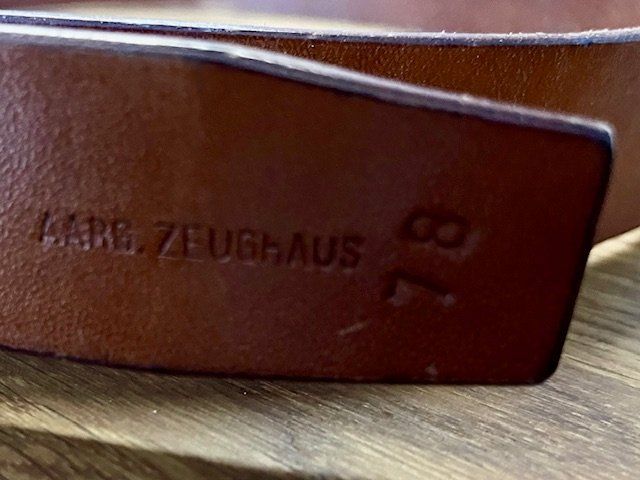 Gürtel: Militär / Feuerwehr-Gurt, Leder – Gebraucht aus Kriens von heleneb02 4