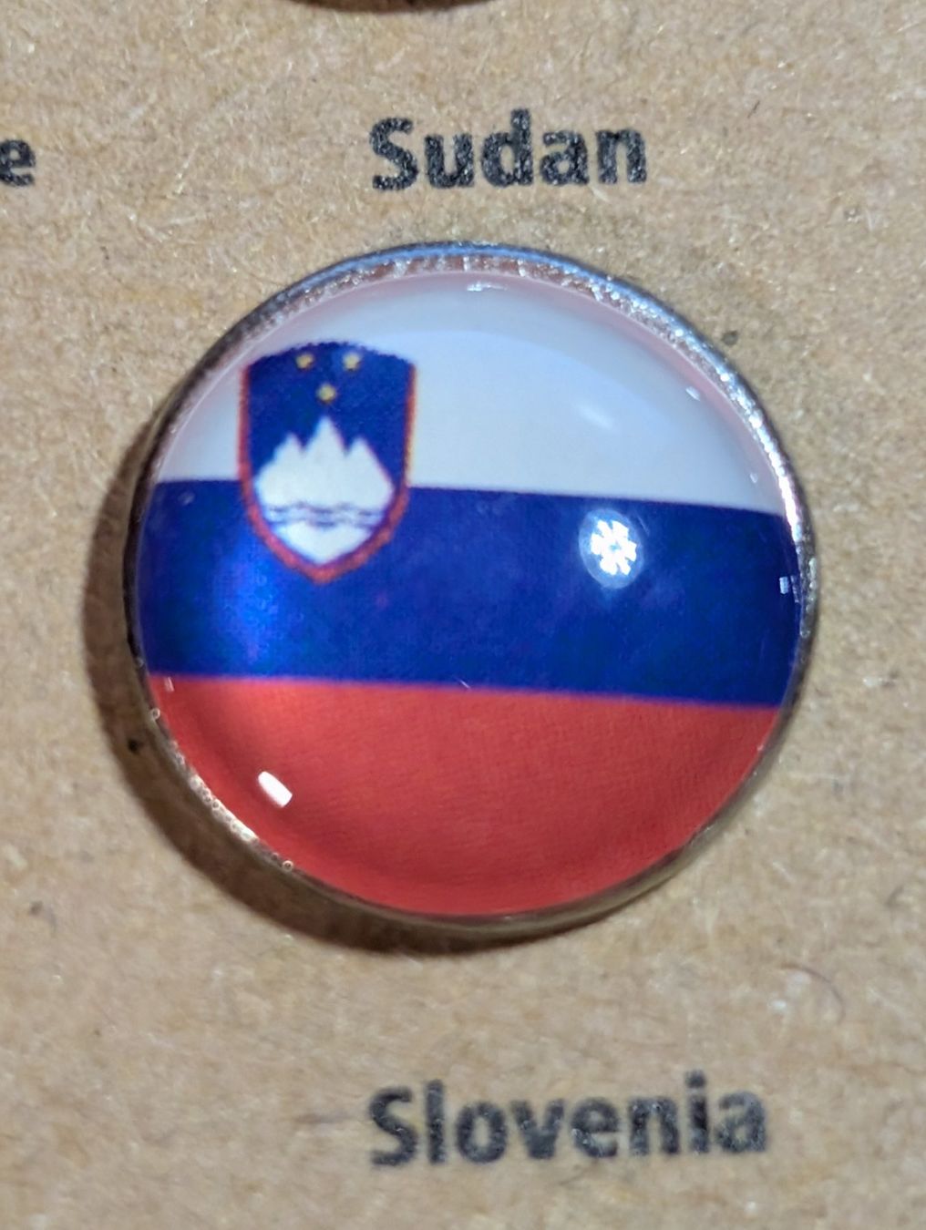 Placchette & Badge: Ansteckpin LW: Länderwappen – Usato da Oppligen venduto da Pin-Fall-Shop