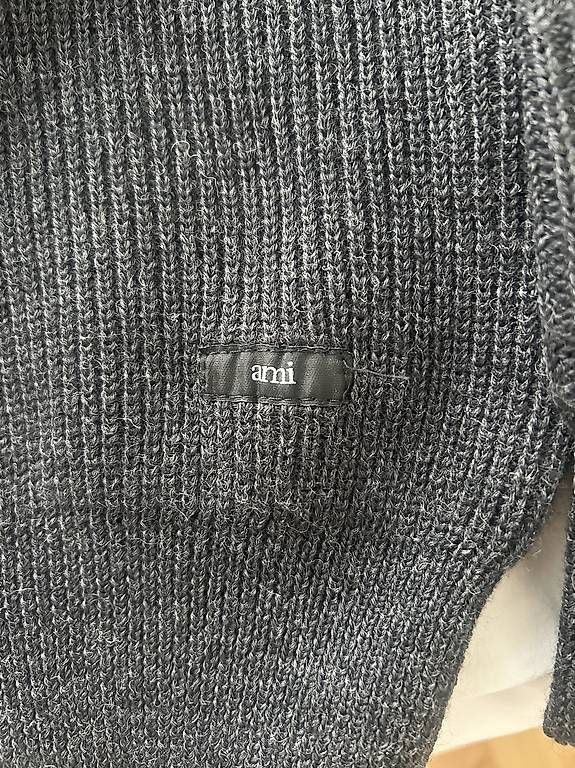 Pulls & Sweat-shirts: AMI Paris Zip Pullover XL – D'occasion à Zürich par nat_7wll 4