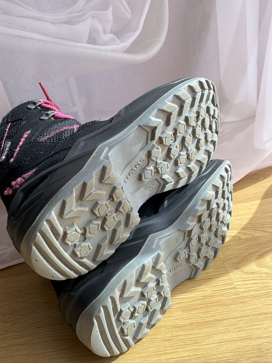 Lowa Scarpe per ragazzi: LOWA Kinderschuhe, Gross Grosse 29 – Usato da Zuchwil venduto da AleskaS 3