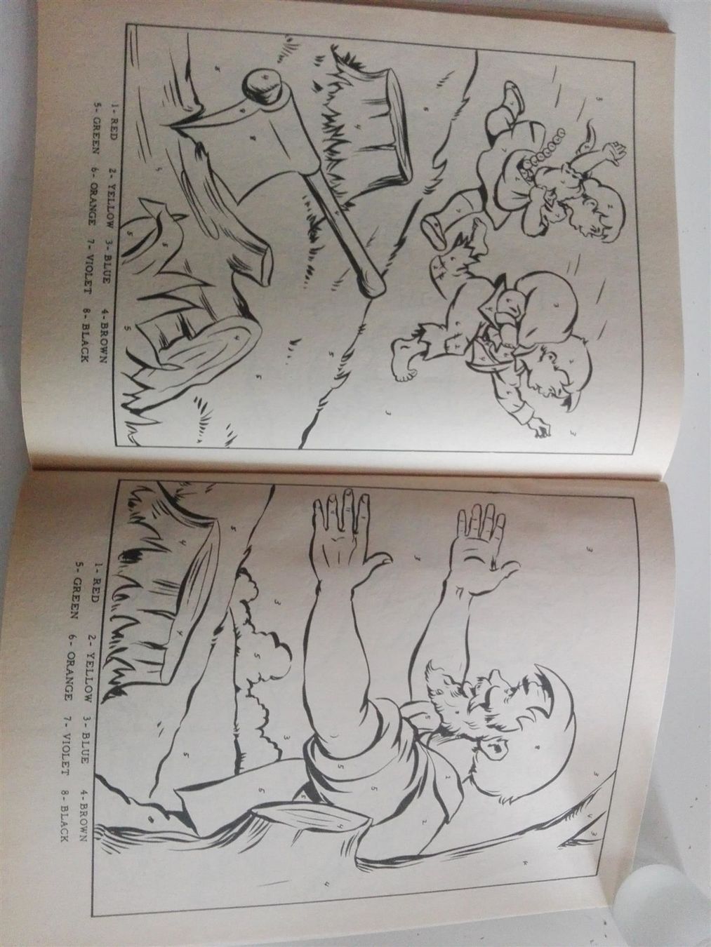 Libri: Hansel and Gretel (Clover Coloring Book) – Usato da St.Gallen venduto da elk2022 6