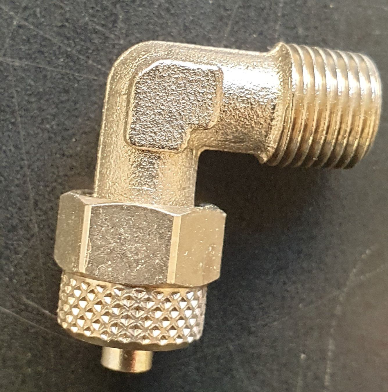 Eisenwaren: 70 Stk. Lapp Skintop M20x1,5 – Neu und originalverpackt aus Münchenstein von Zvtag