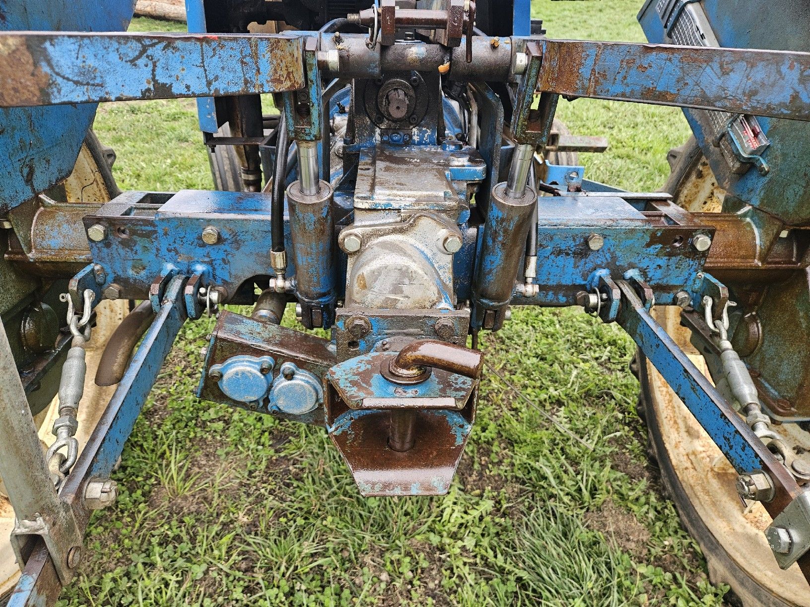 Tracteurs: Hacktraktor – D'occasion à Alterswil FR par Farmer1992. 6