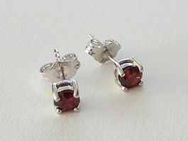 Silber 925 Ohrring mit Granat-Zirkonia, filigran - Neu