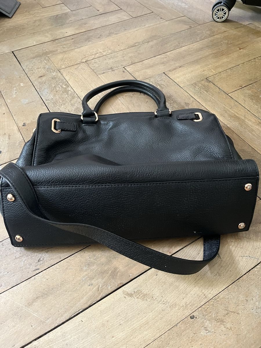 Michael Kors Borse da donna: Michael Kors black leather handbag  – Nuovo (secondo la descrizione) da Zürich venduto da Melina.A 5