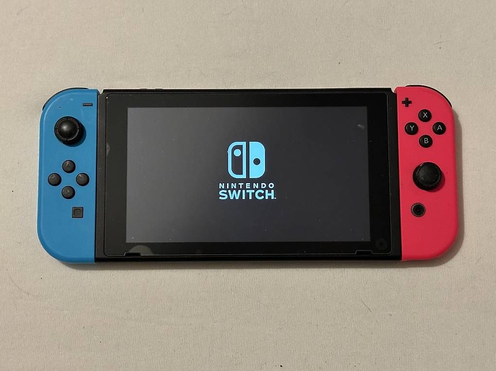 Konsolen: Switch 1 – Gebraucht aus Rorschach von andrina.mb 1
