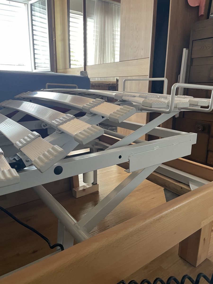 Letti: Pflegebett 90x200cm – Usato da Wil SG venduto da lui_sg 3