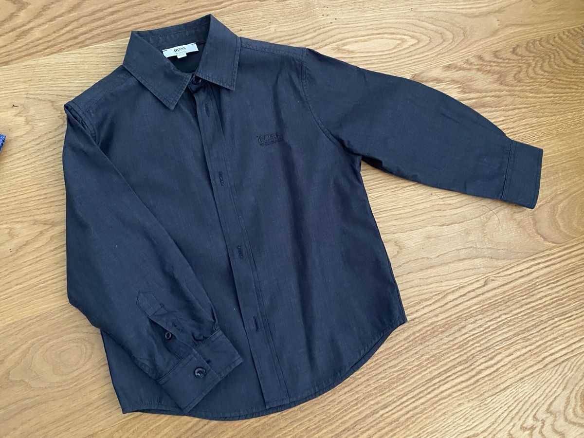 Hugo Boss Camicie, T-shirt & Polo: 3 Hemden Gr. 104, Neuwertig! – Usato da Genthod venduto da Tidus04 1
