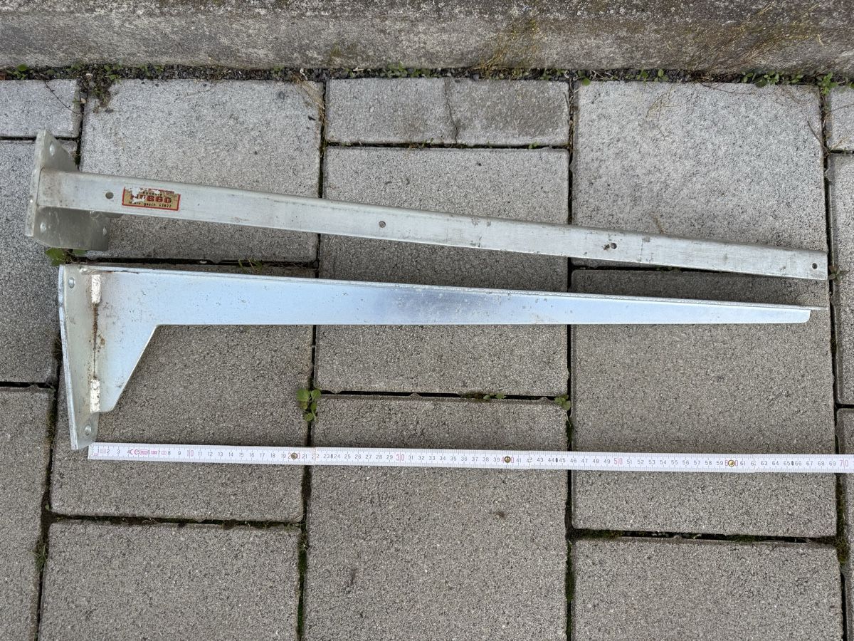 Regale: 2 Stück HEBGO Schwerlastkonsolen 68 cm – Gebraucht aus Elgg von dan_f8gv