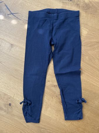 Mädchen Leggings dunkelblau Grösse 104 gut erhalten