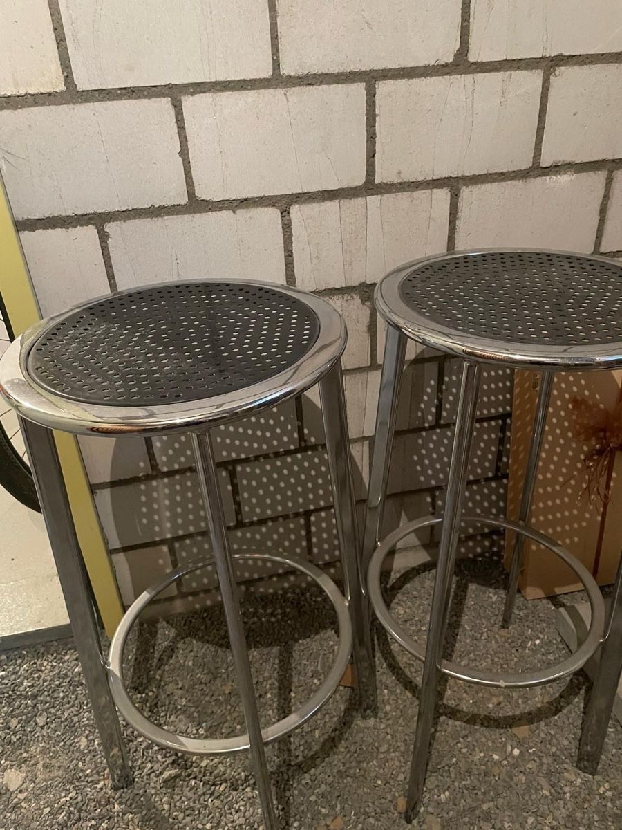 Hocker: 2 Barhocker Metall – Gebraucht aus Schwyz von saraver