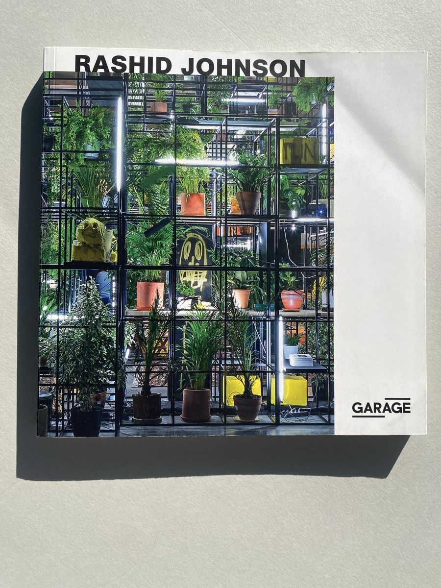 Bücher: Rashid Johnson: Garage Museum Book, Art Installation. – Gebraucht aus Zürich von Coffeetable88