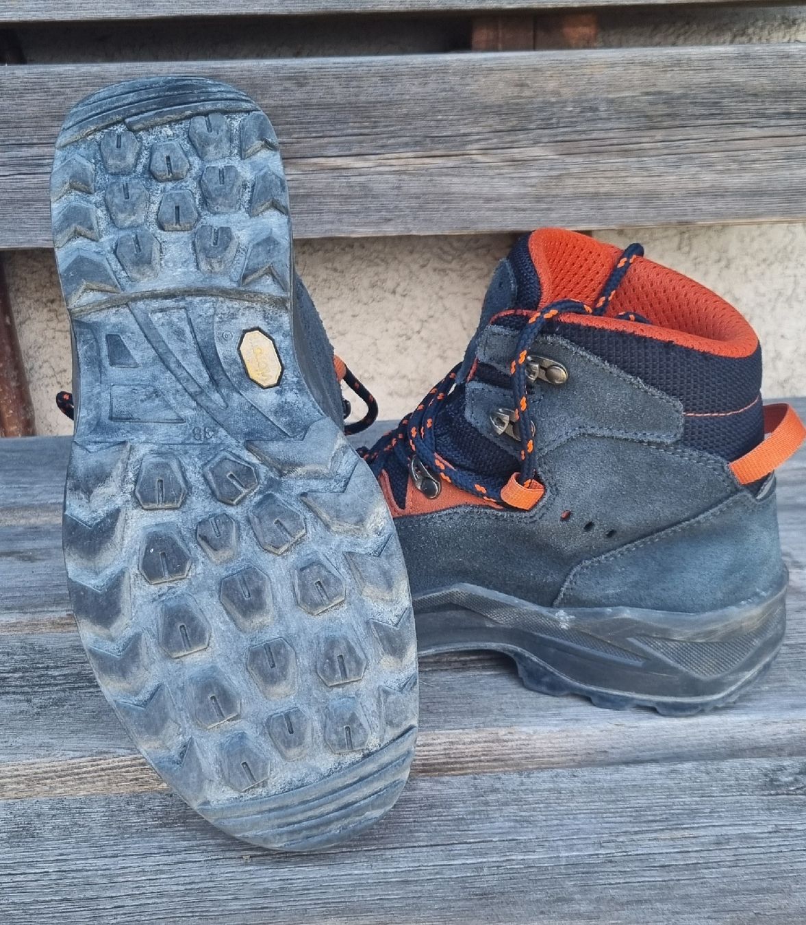 Chaussures hommes: Wanderschuhe  Lowa Gr.:38 – Neuf (Voir description) à Reichenbach i. K. par Uersu86 1