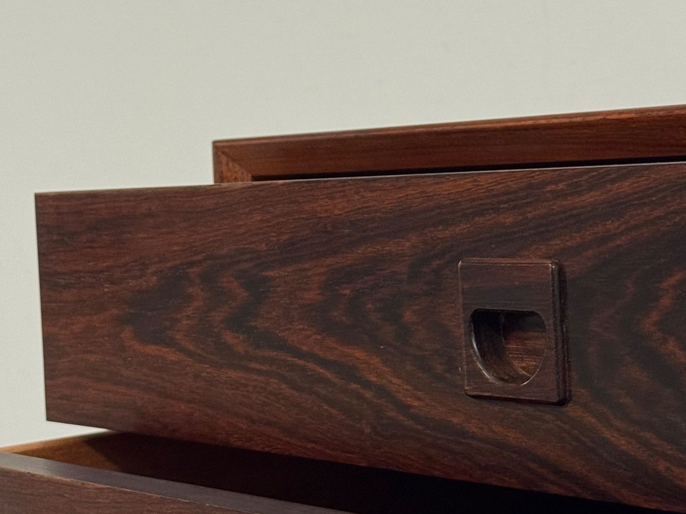 Cassettiere: Palisander Sideboard Kommode Brouer MidCentury Denmark – Usato da Basel venduto da MidMod20C 5