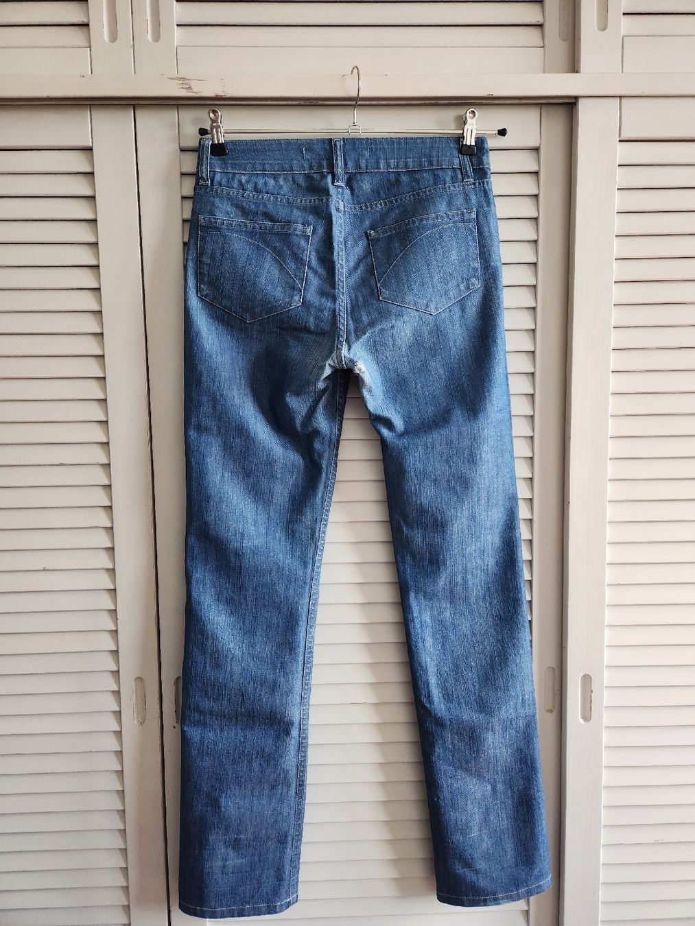 Jeans: Superfine très joli jeans bleu Taille 26. – Gebraucht aus Lausanne von man_rw9q 2