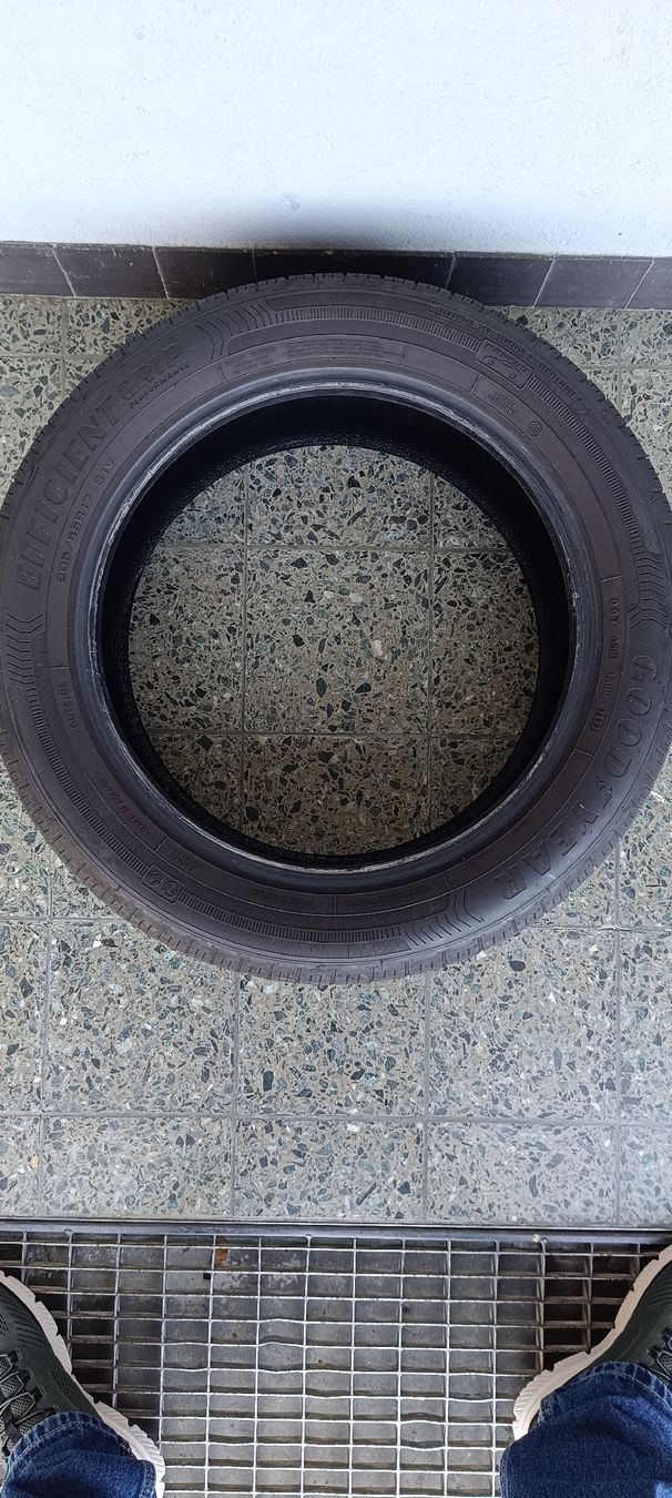 Pneus & Roues: GOODYEAR  205/55/17   91V – D'occasion à Grenchen par Sven6965 1