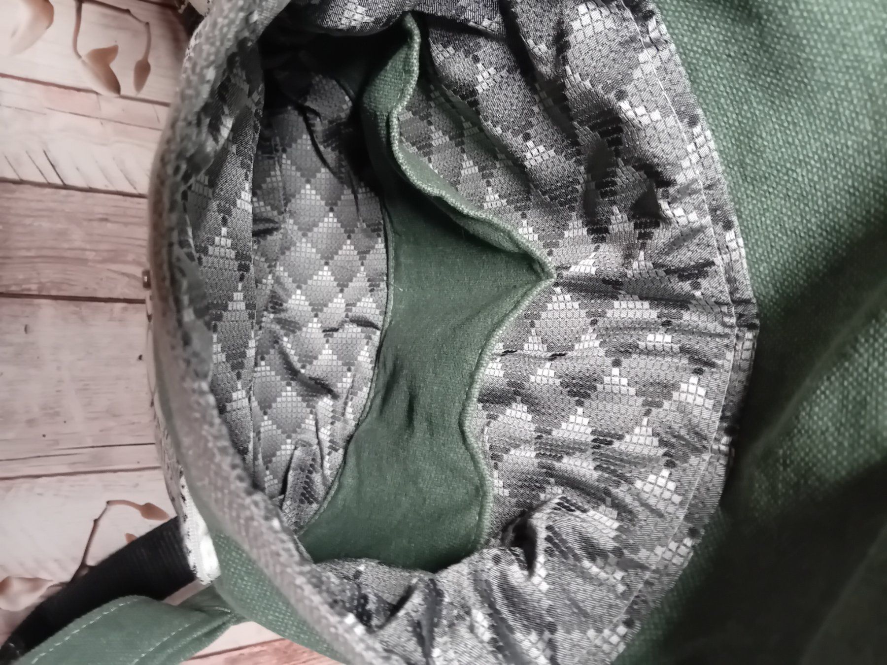 Rucksäcke: Rucksack Damen Patchwork Design  mehrfarbig – Gebraucht aus Burgdorf von carodesign1 4