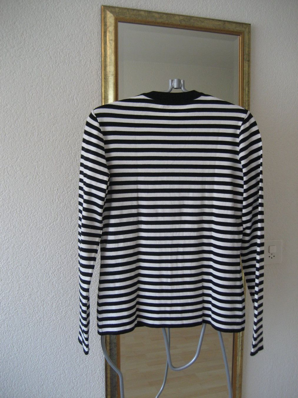 Twinset Pullover & Sweatshirts: Marccain / Twin-Set / 2-teilig – Gebraucht aus Solothurn von  9
