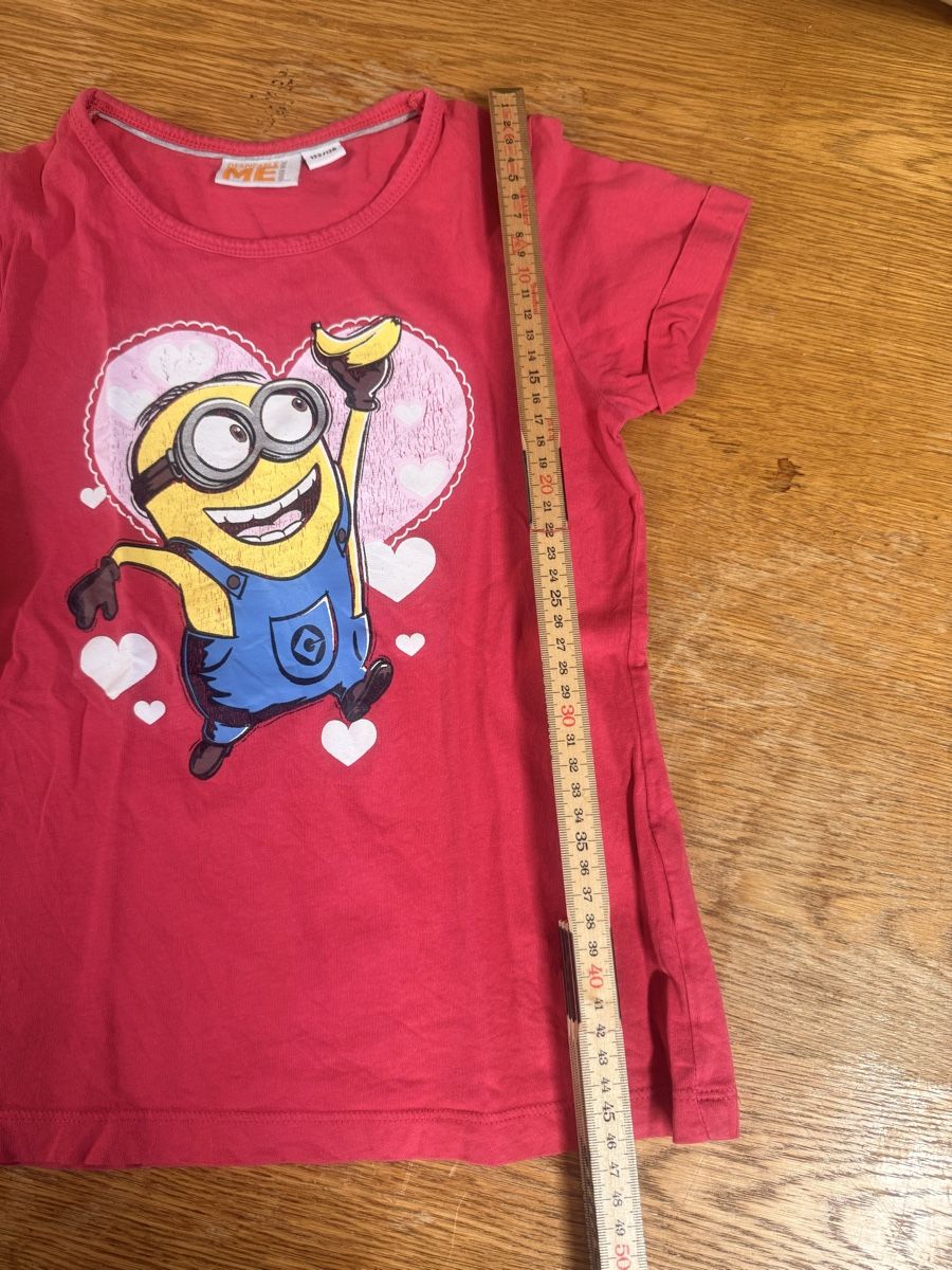 Camicette, T-shirt & Top: T-Shirt Minions Gr. 122/128 – Usato da Klingnau venduto da Nirvana 1