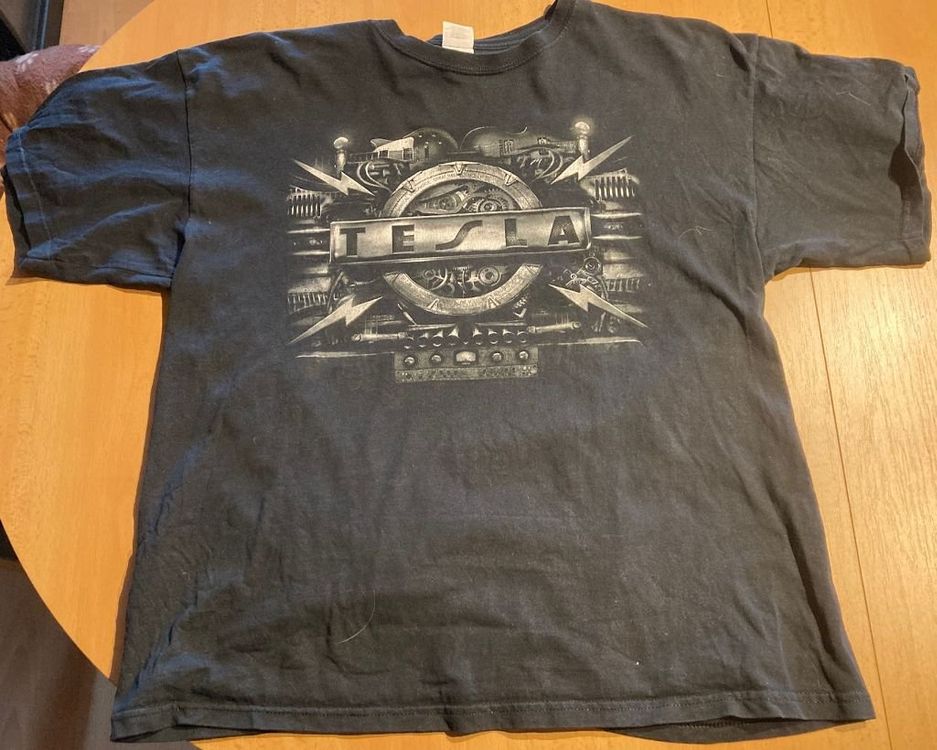 T-shirt: ORIGINAL Tour-Shirt TESLA 2007 – Usato da Attiswil venduto da Jay70