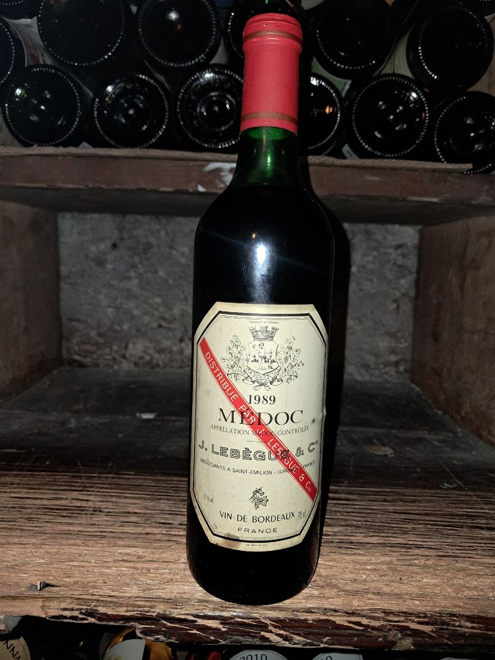 Vino: Médoc maison J. Lebègue & Cie 1989 – Nuovo e nell'imballaggio originale da Le locle venduto da juliensaran