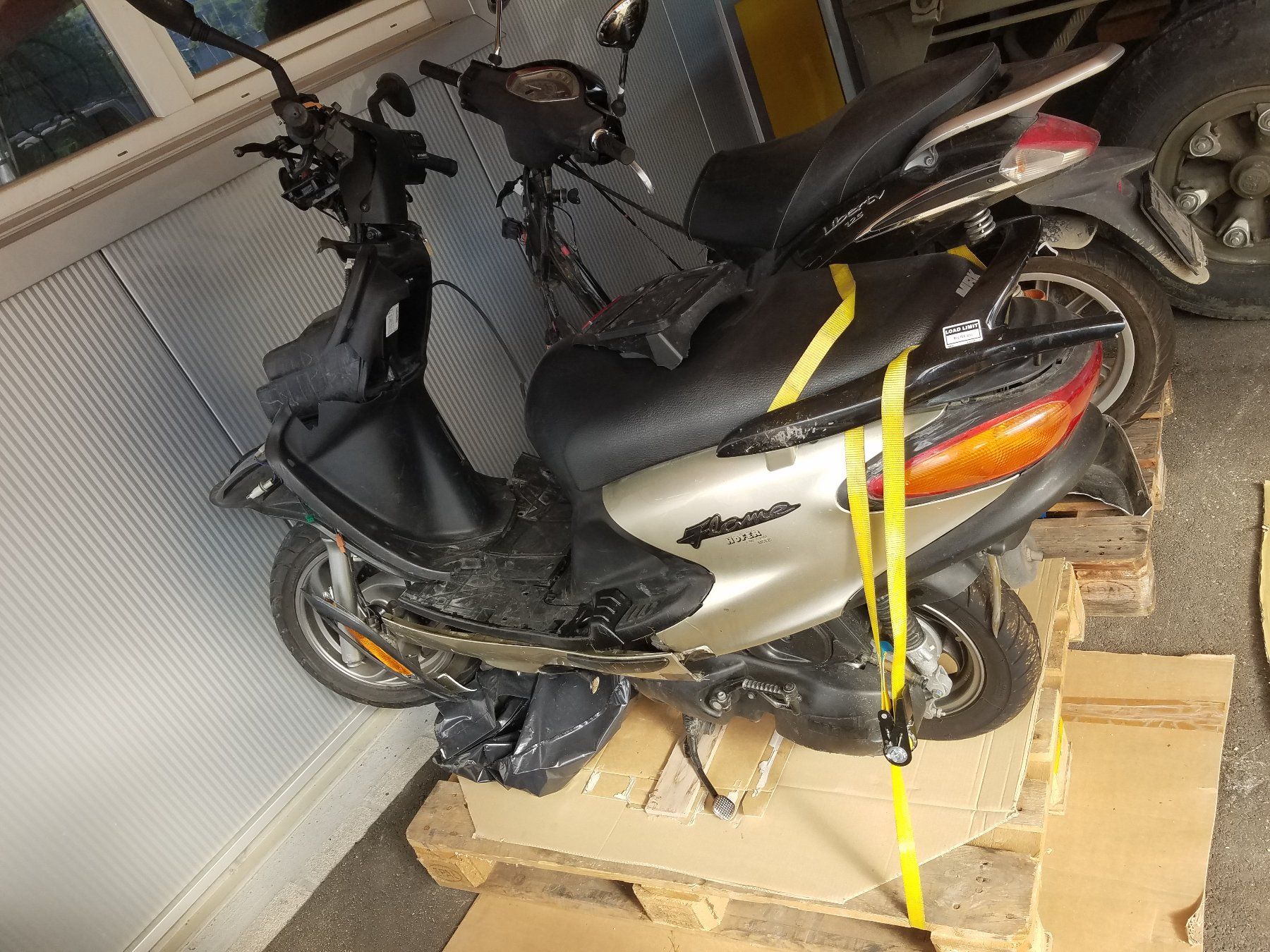 MBK Scooter: Unfallmororrad MBK XC125 – Usato da Wattwil venduto da toggi1980
