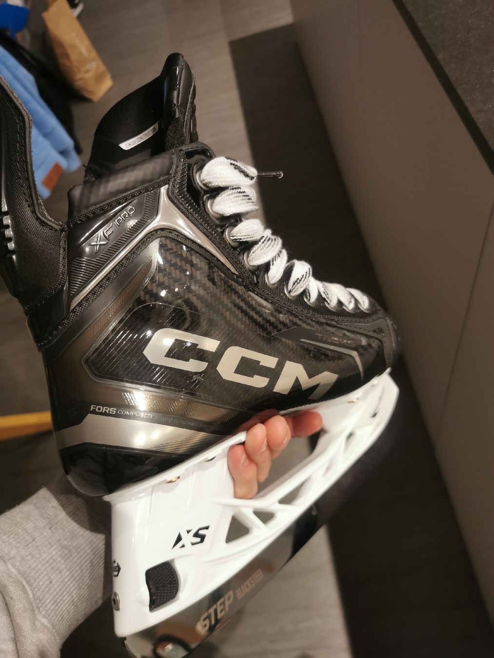 Ccm Pattini da ghiaccio: CCM XF Pro Profischlittschuh Neu – Nuovo (secondo la descrizione) da Niederuzwil venduto da Muzzi15 1
