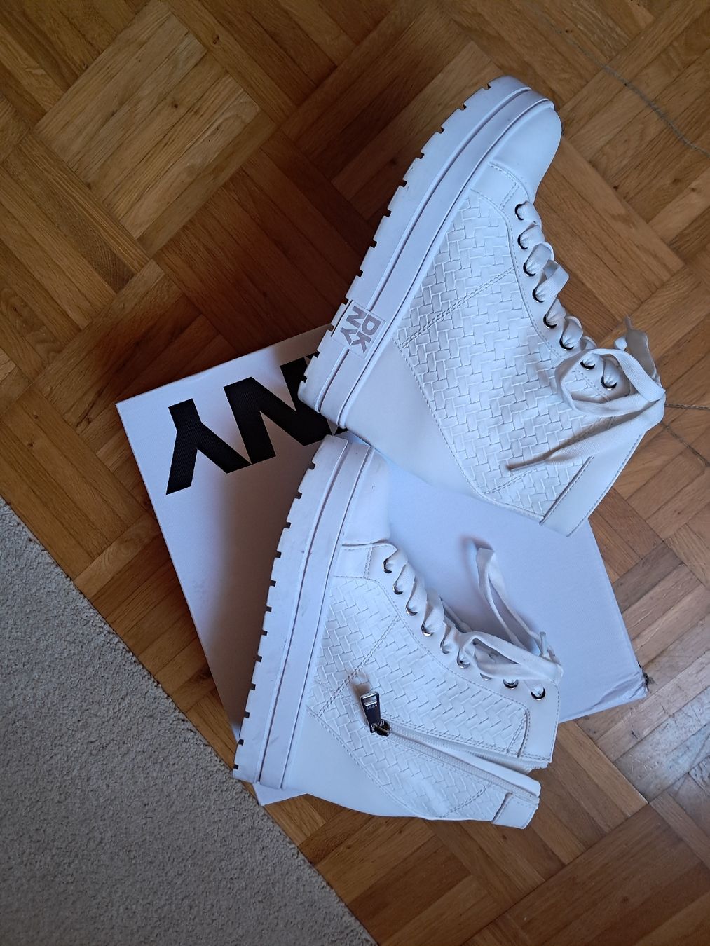 DKNY Scarpe da donna: DKNY Keilabsatz Snaeker 38 – Usato da Kefikon TG venduto da theratpack20 4