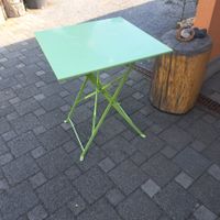 klappbarer beistelltisch camping