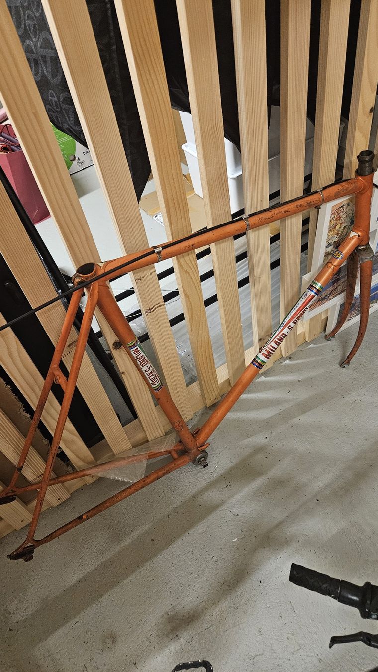 Cannondale Ersatzteile: Cannondale frameset – Defekt aus Zürich von pet_5f6v 1