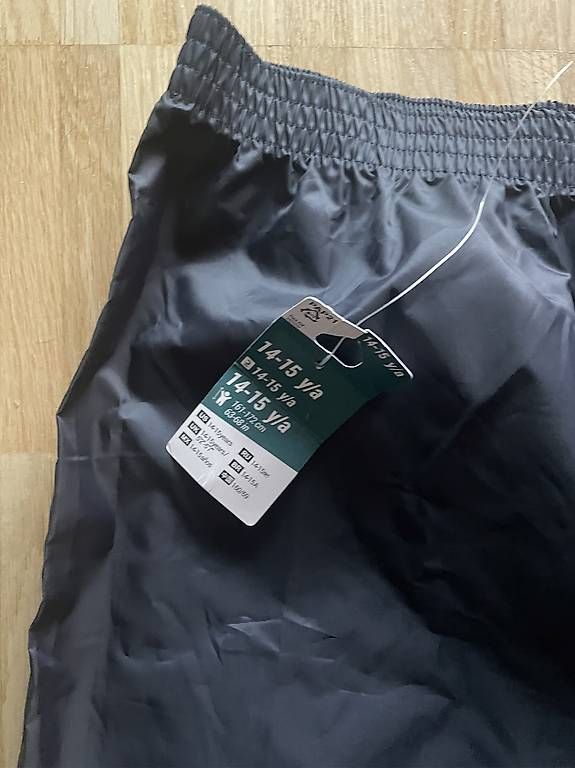 Hosen: Regenhose NEU – Gebraucht aus Fribourg von samsam04 1