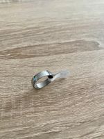 EDELSTAHLRING SILBERFARBEN GR.19 NEU