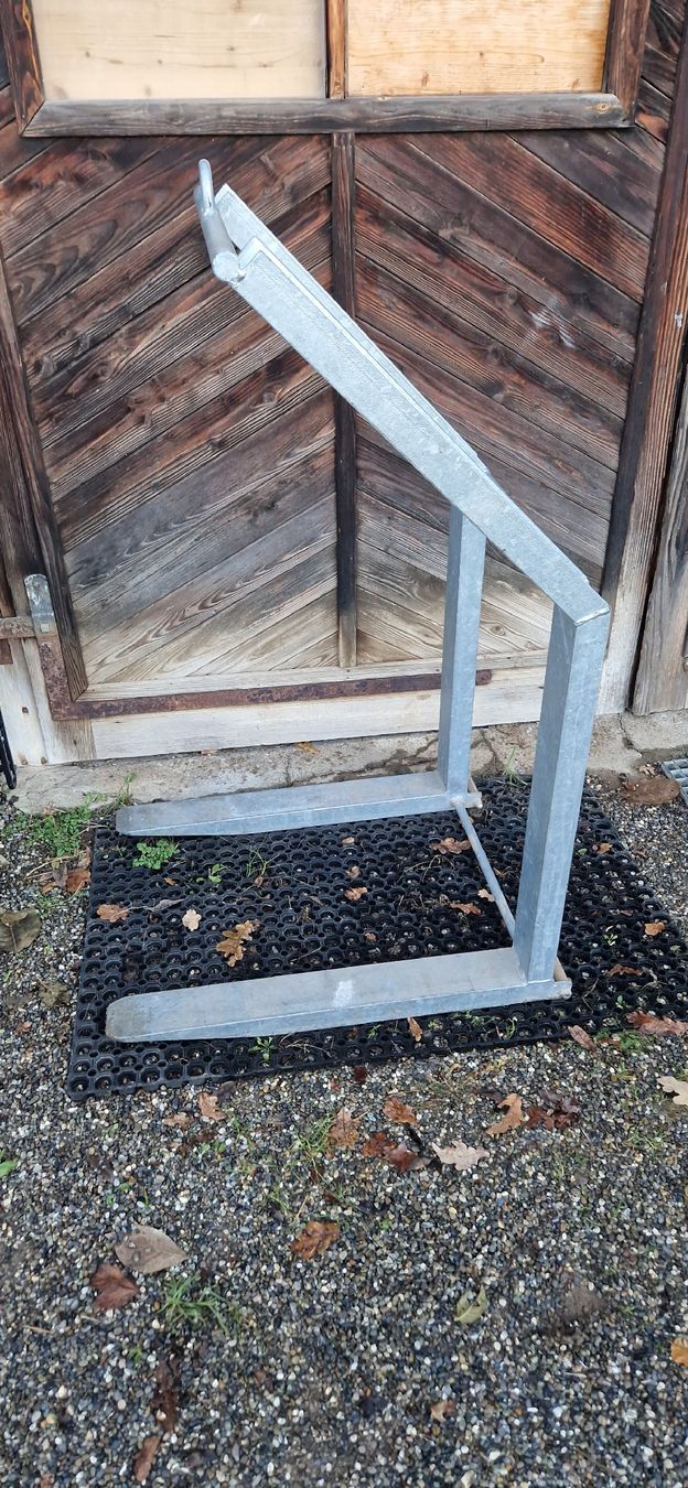 Gru: fourche à palette pour grue/ kran Palettgabel – Usato da St. Ursen venduto da cpi23