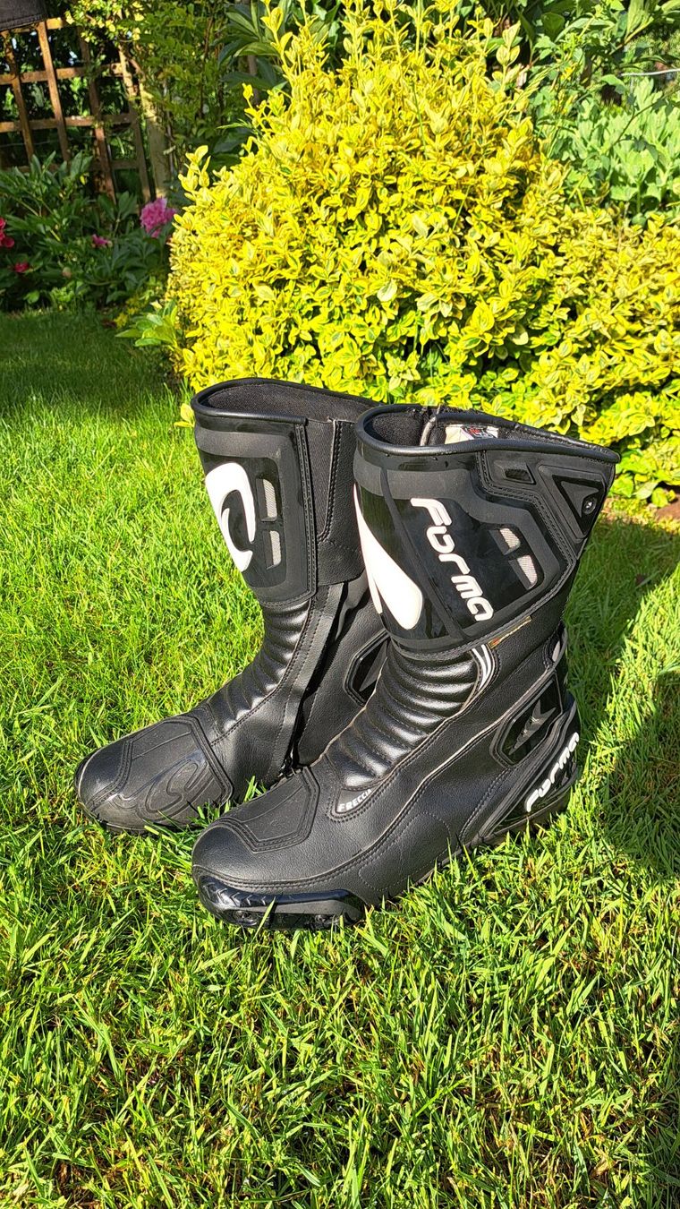 Chaussures hommes: Leichte Motorradstiefel Gr. 43 – D'occasion à Arni AG par WeiliRe