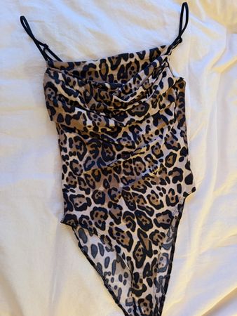 Zara Body Leopardenmuster