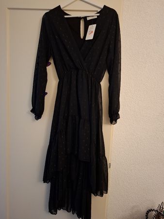 Robe noire NEW COLLECTION, jamais portée, taille ML