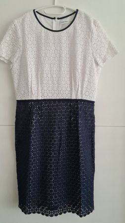 Elegantes Calvin Klein Kleid in Grösse 40/42