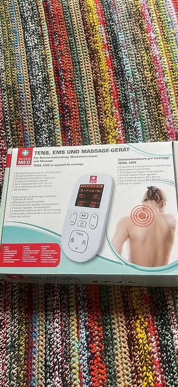 Massagegeräte: Aktivmed TENS / EMS Massagegerät – Gebraucht aus Zürich von zevius