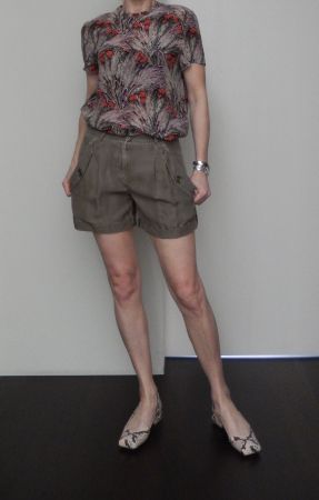 Orig. BURBERRY Brit Cargo Shorts aus Seide, Gr. 34