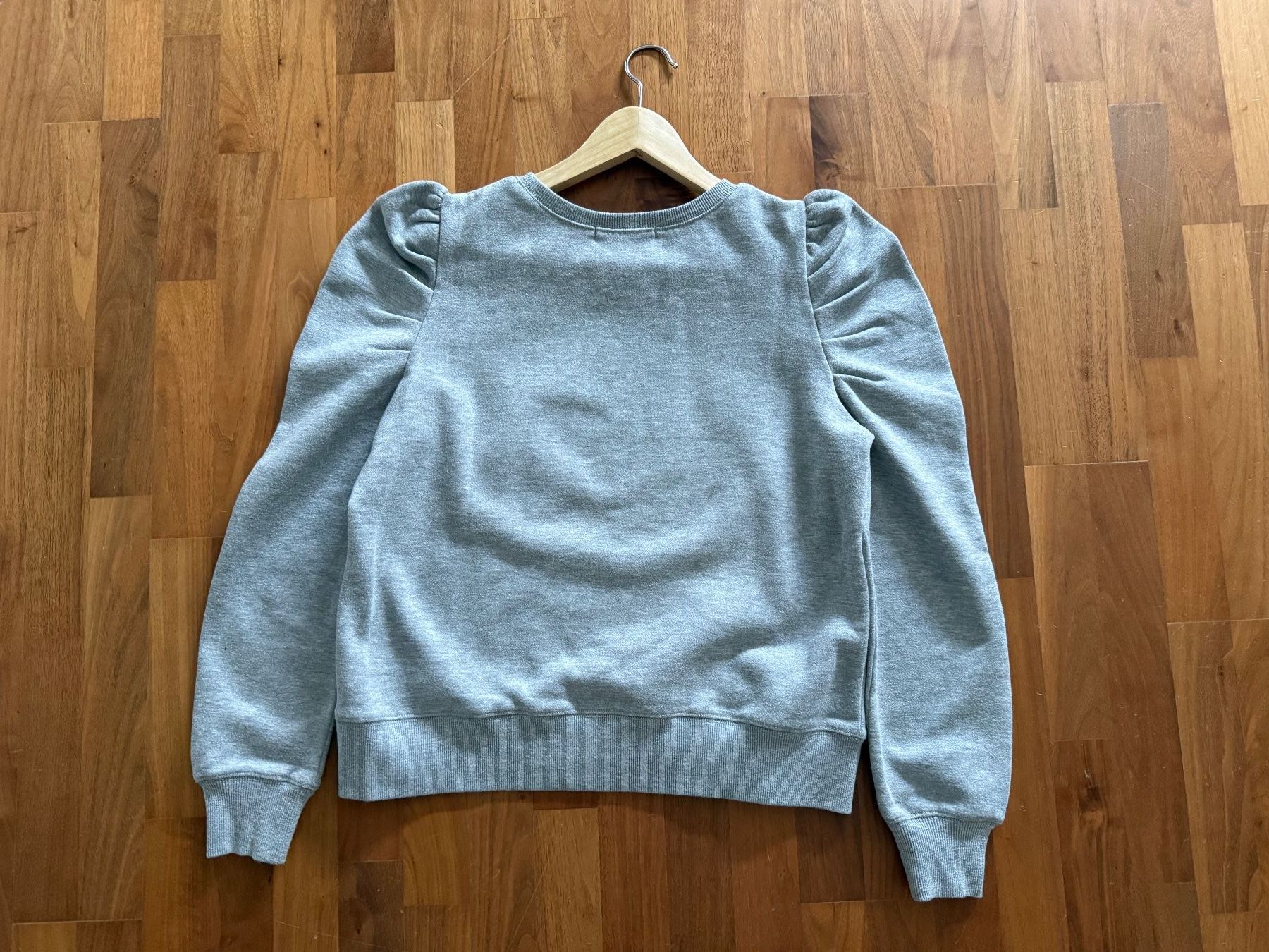 Maglioni & Felpe: REBECCA MINKOFF Pullover Grau M – Usato da Lugnorre venduto da jettsett 2