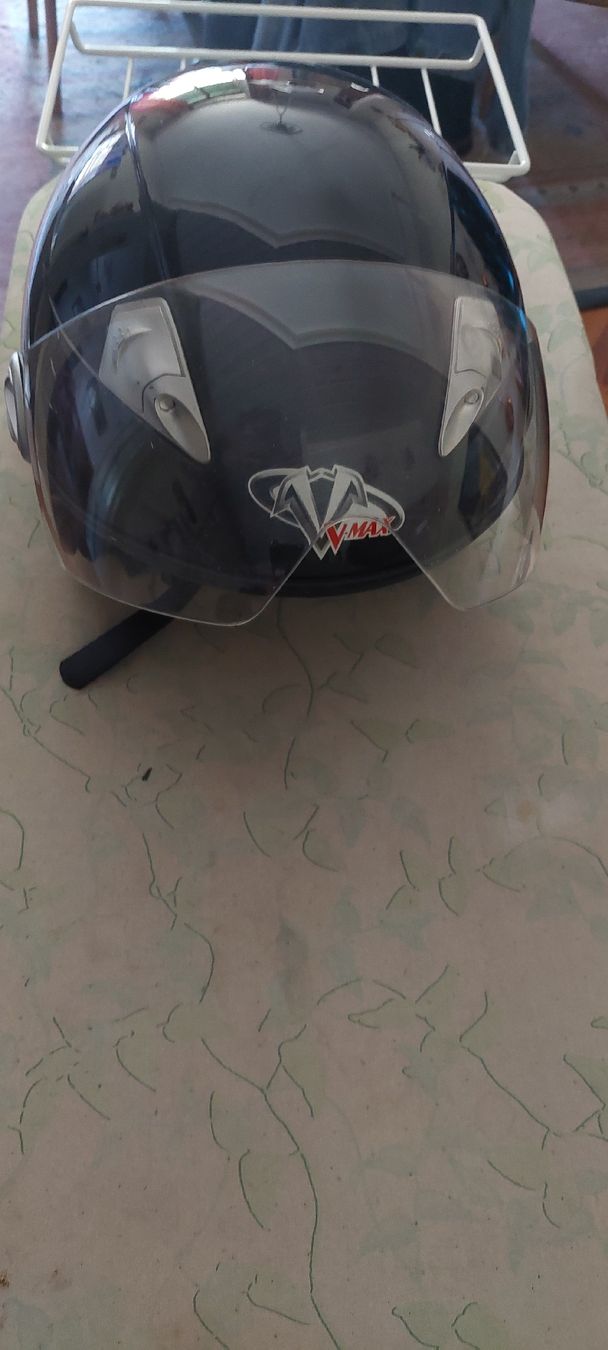 Helme & Visiere: Casque scooter/moto – Gebraucht aus GENEVE von Filou57